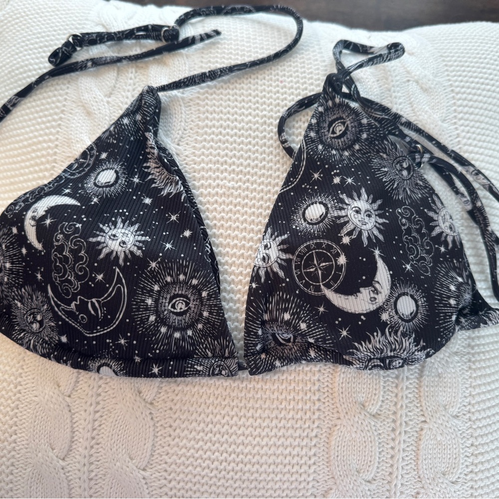 Shein Black Celestial Print Bikini Top- Size M